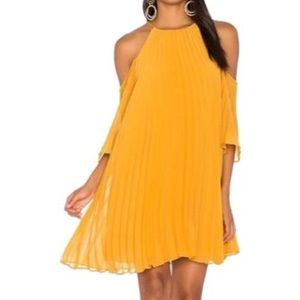 Mustard pleated dress B.B. Dakota
